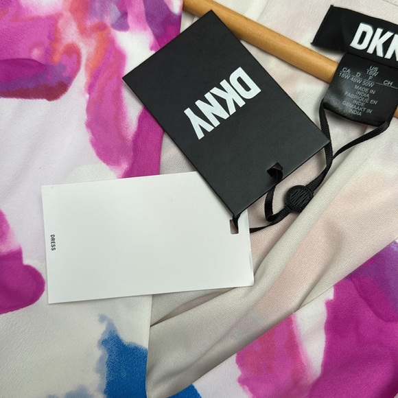 DKNY Plus Size Flutter Sleeve Smock Dress Floral Dress, Size 18w - Picture 12 of 13